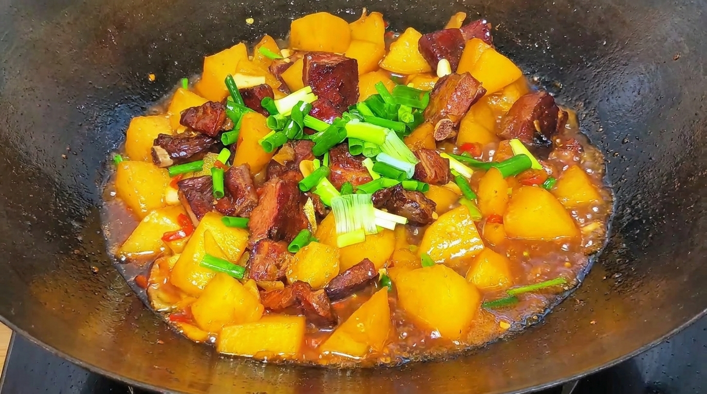 Braised Smoked Ribs with Potatoes
