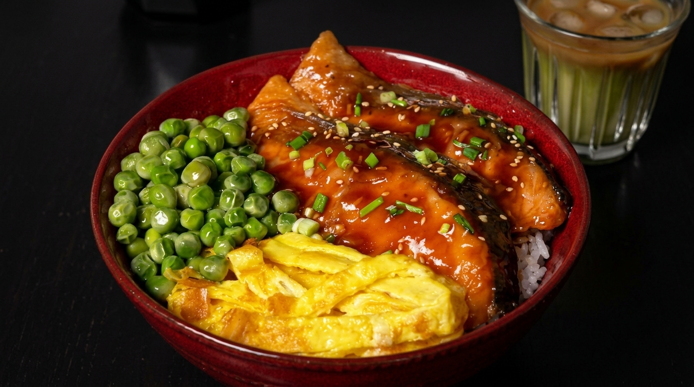 Homemade Teriyaki Salmon Rice Bowl (Salmon Donburi)